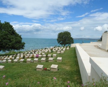 Beach Cemetery